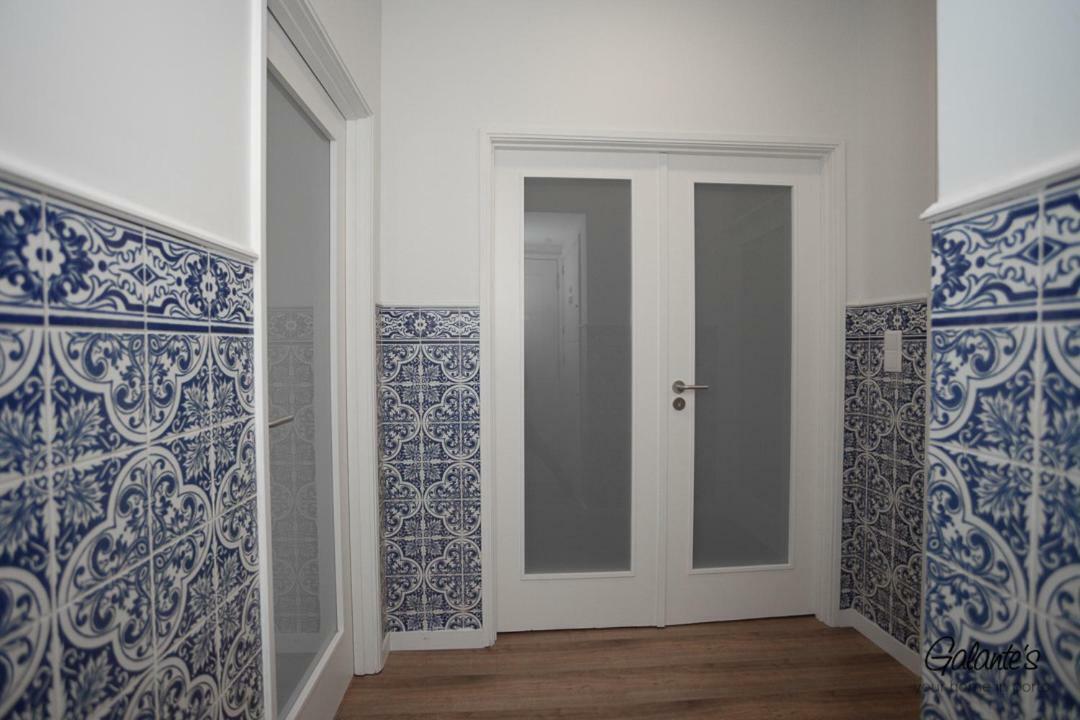 Downtown 3 Bedroom With Balcony - Quiet Street - Family Friendly - Groups Porto Exteriér fotografie